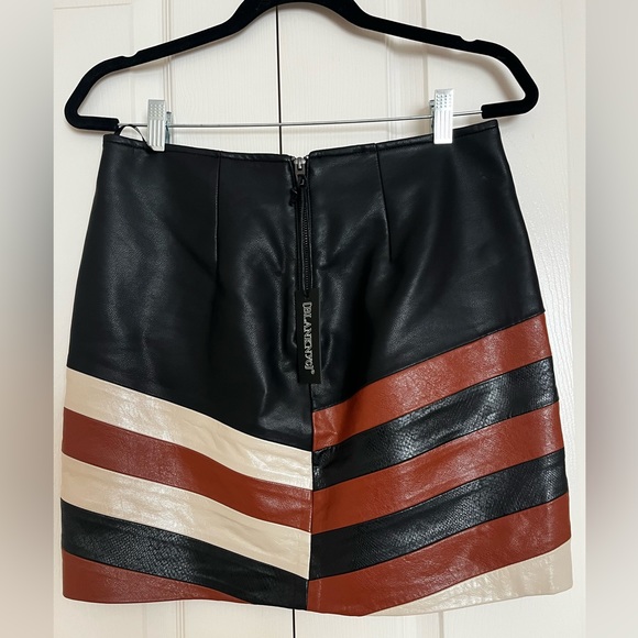 Blank NYC Color-block Vegan Leather Skirt - Picture 7 of 7